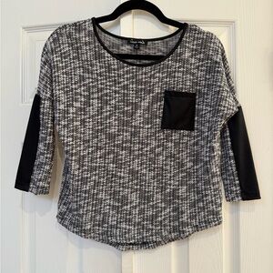 Haute Monde Textured Knit Top Faux Leather Pocket | Size M